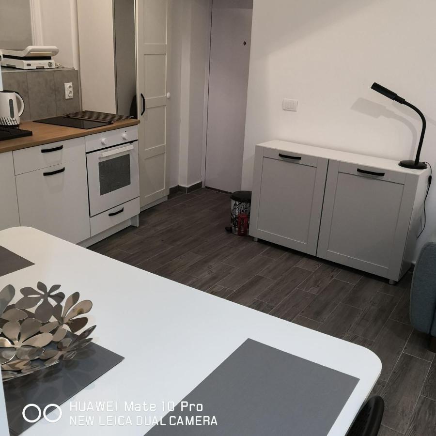Bibi'S Apartment Belgrád Kültér fotó